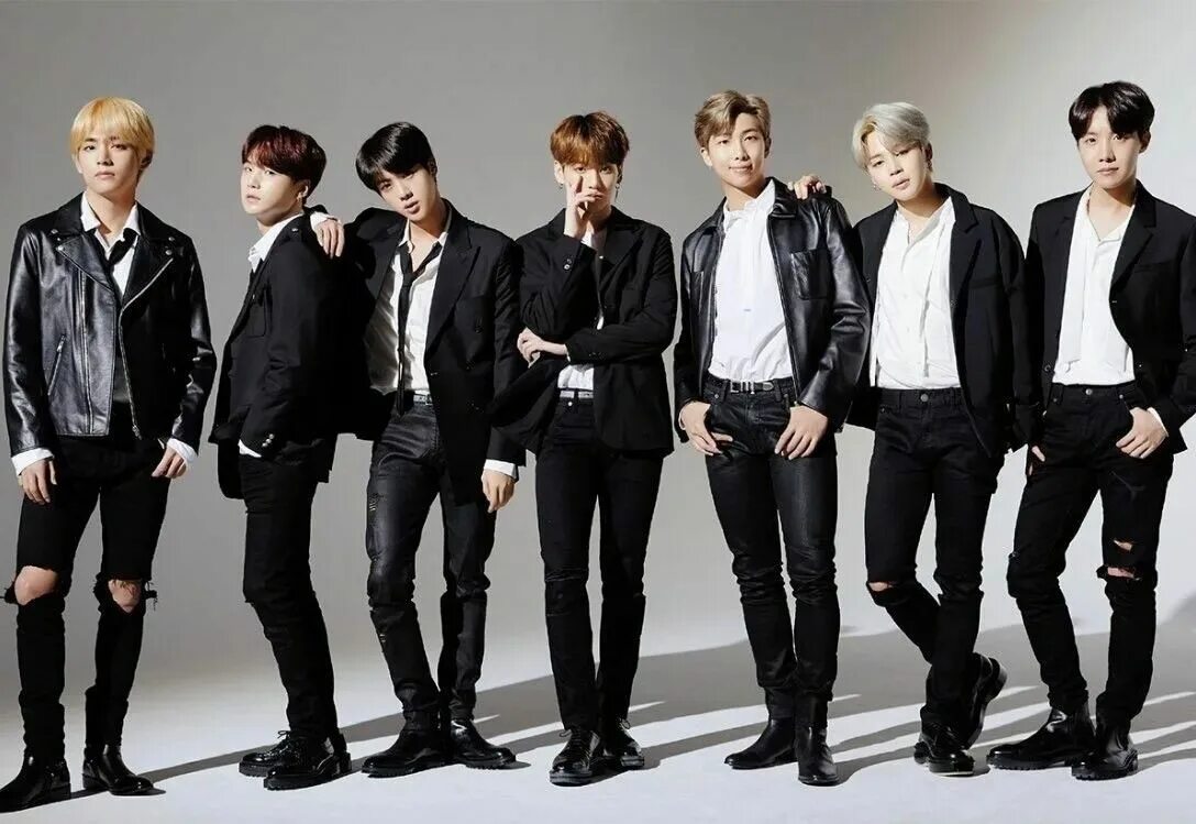 Bts group. Корейская группа БТС. Группа БТС 2019. BTS группа Корея. Корейская мальчиковая группа BTS.