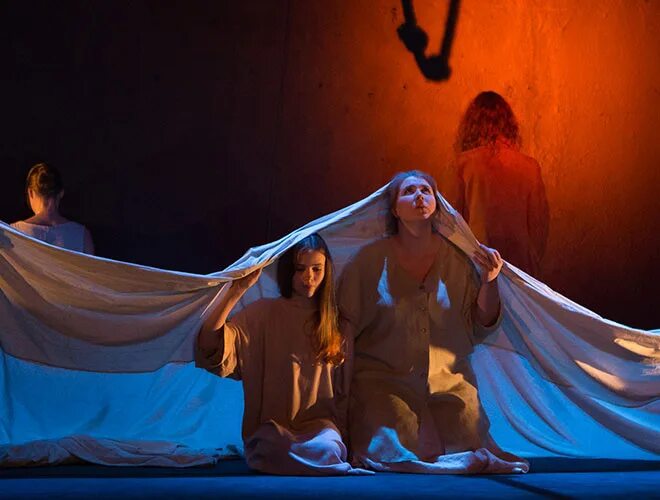 Снегурочка по пьесе театре. Спектакль снегурочка 1900. Спектакль ножницы красноярск. Снегурочка театр на таганке. Снегурочка таганка.