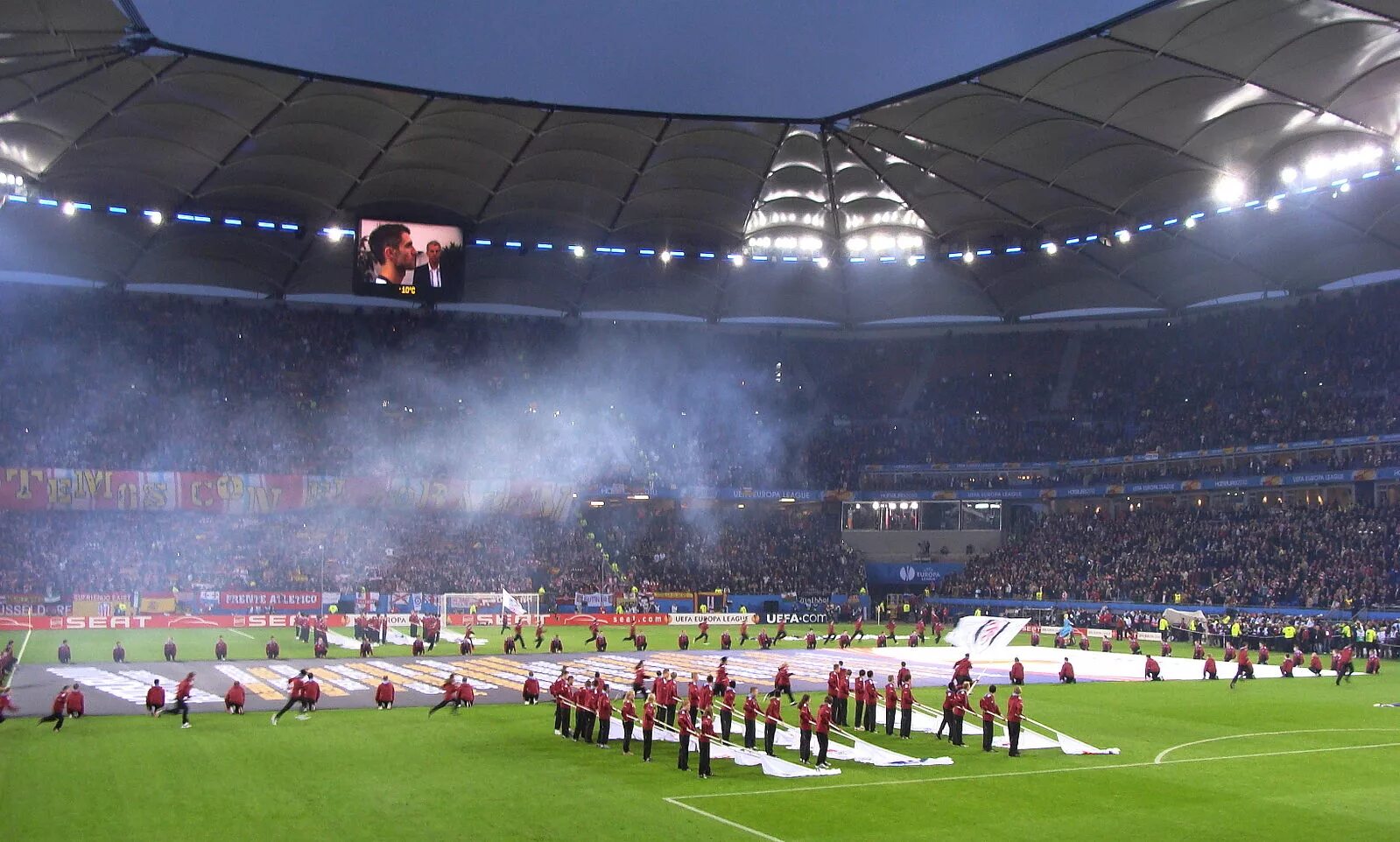 Uefa finals. Лига Европы УЕФА стадион финал. Финал Лиги Европы 2009. UEFA Europa League 2010. Финал Кубка УЕФА 2009.