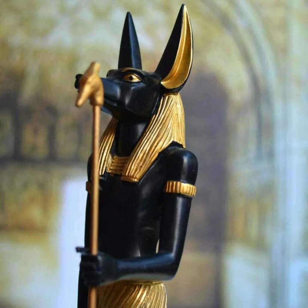 древние египетский бог анубис. анубис из египта. анубис бог. анубис. анубис проводник в загробный мир.