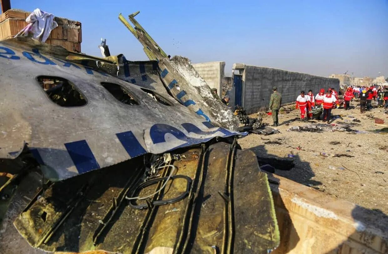 Боинг 737 иран. Авиакатастрофа боинг 737. Боинг 737 украина катастрофа. Катастрофа боинг 707 у фудзи. Иранские самолеты.