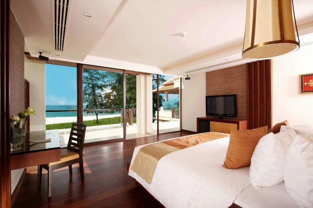 Пляж банг тао пхукет отели. Movenpick residences bangtao beach phuket 5. movenpick тайланд бунгало phuket. movenpick phuket 1 bedroom residence. банг тао тайланд.