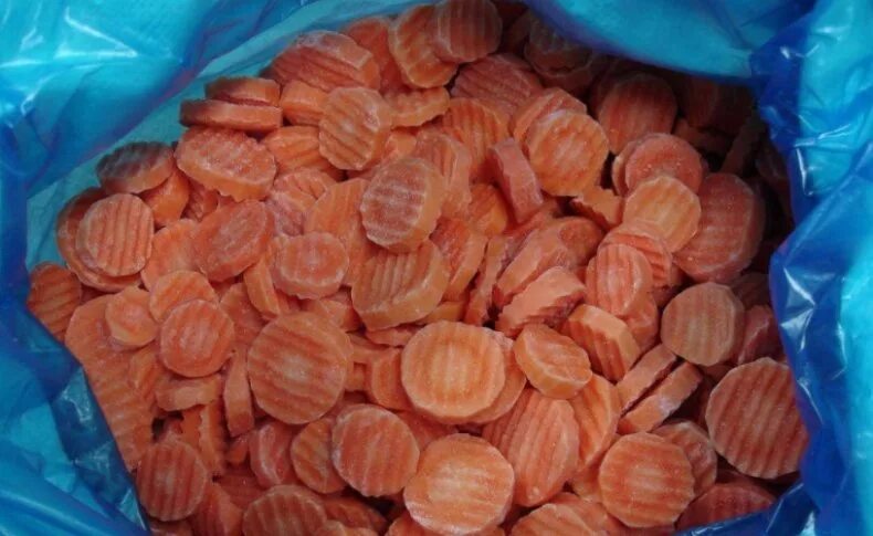 Можно замораживать морковь на зиму. Заморозка моркови на зиму. заморозка морковки. замороженная морковь. морковь для заморозки.