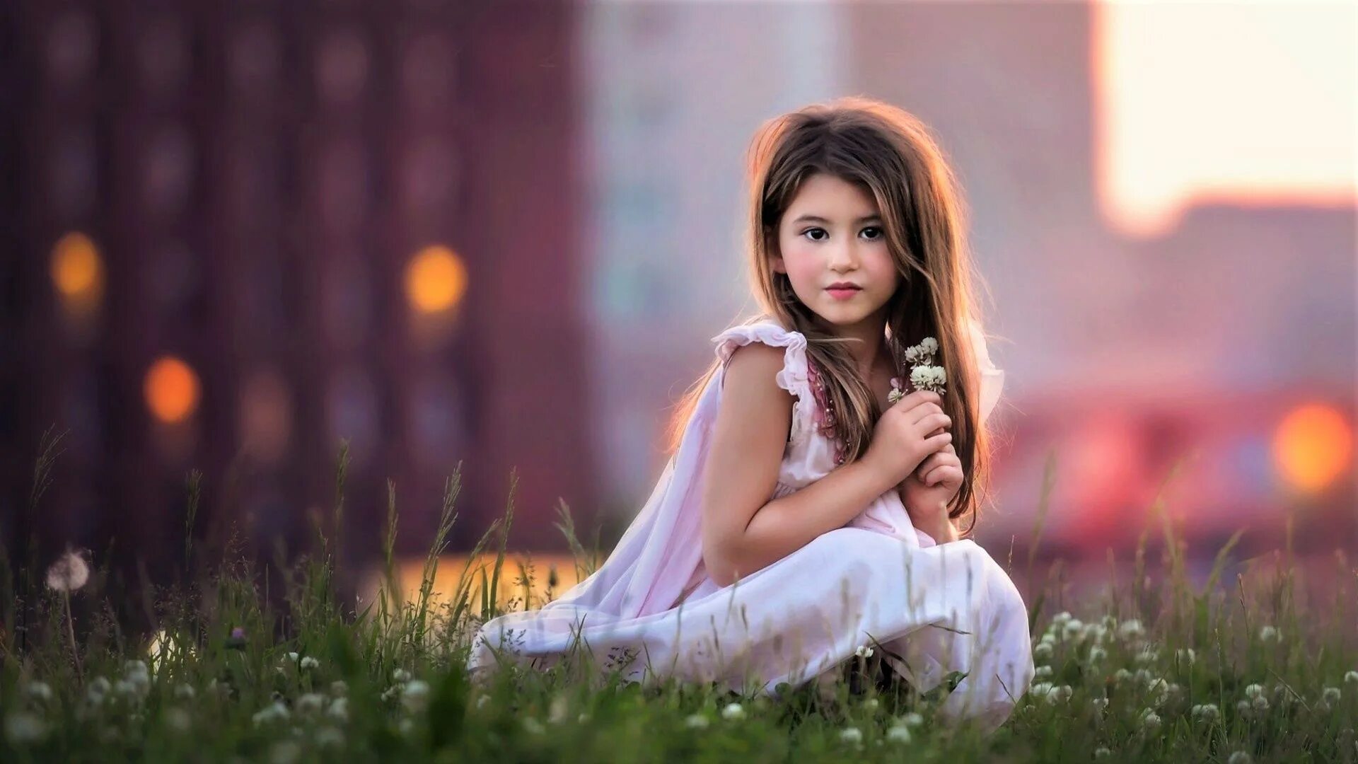 Edit little