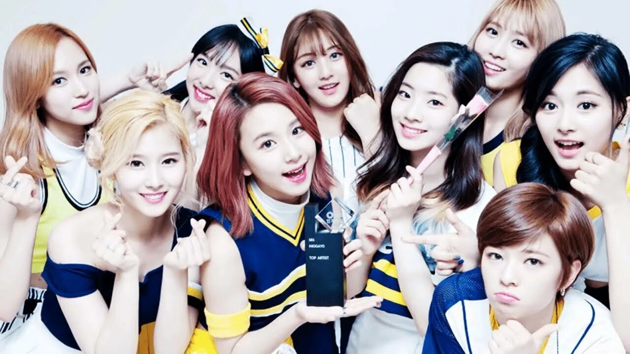 Twice device. Твайс. корейская группа твайс. группа twice участницы. твайс кпоп.