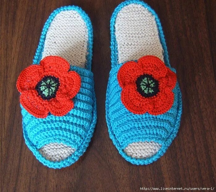 Шлепанцы на подошве крючком. Шлепанцы на подошве крючком. Тапочки на войлочной подошве. Вязаные тапки. Вязаные туфли.