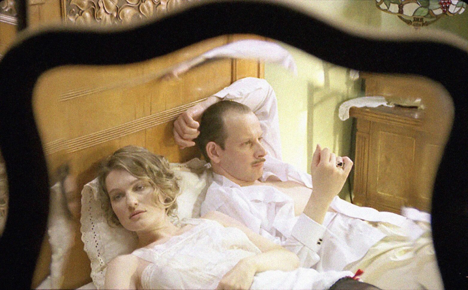 виктория толстоганова 2005. даниил страхов и мария леонова на урщица. толкалина и толстоганова в фильме. спиваковский натурщица. виктория толстоганова натурщица.