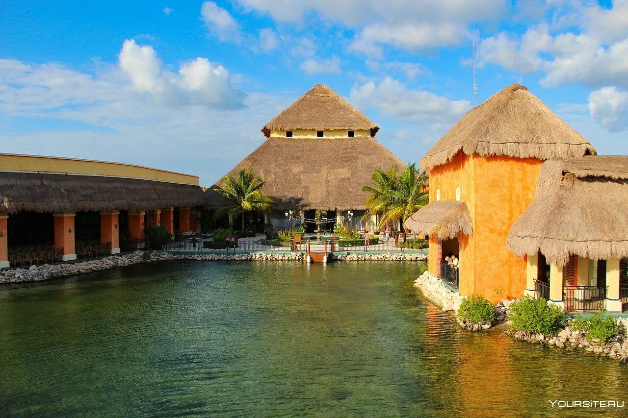 Карибские острова мексика. Мексика Карибы. Карибы в Мексике фото. Архитектура карибских островов. Курорты Мексики Карибы фото.