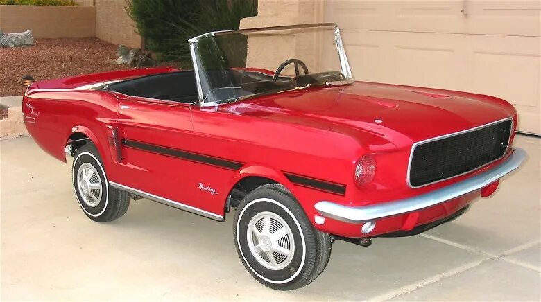 американские педальные машинки. форд мустанг 2+2 1965. мустанг фастбэк 1965. форд мустанг 66г. Ford mustang педальный.