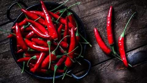 Červená chilli paprička: Ohnivá zelenina, která promění vaši zahradu i kuchyni! Zjistěte, jak ji pěstovat a proč by neměla chybět v žádném jídle!