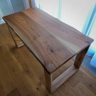 Стол из мебельного щита