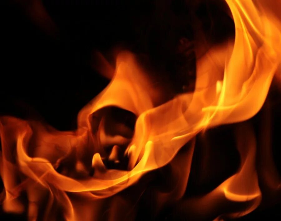 танец огненных духов. обладательница духа огня. духи пламя. саламандра элементаль огня. духи огня песня.