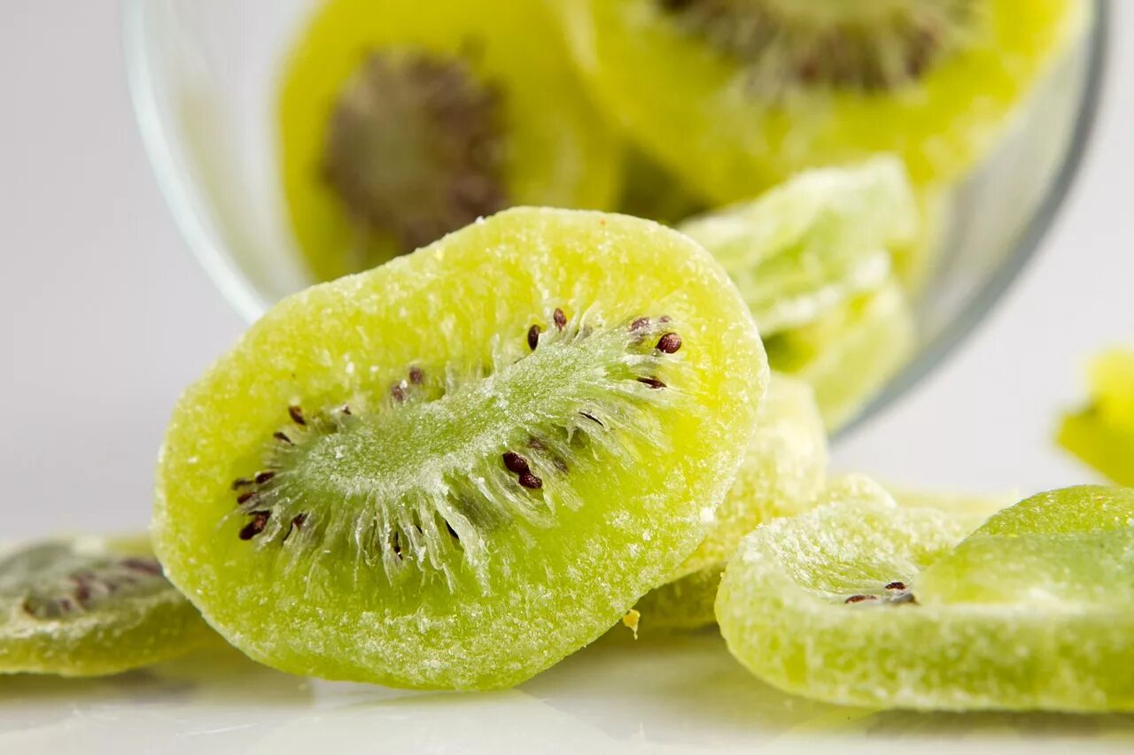 Can i have a fruit green side. Can i have a fruit green side