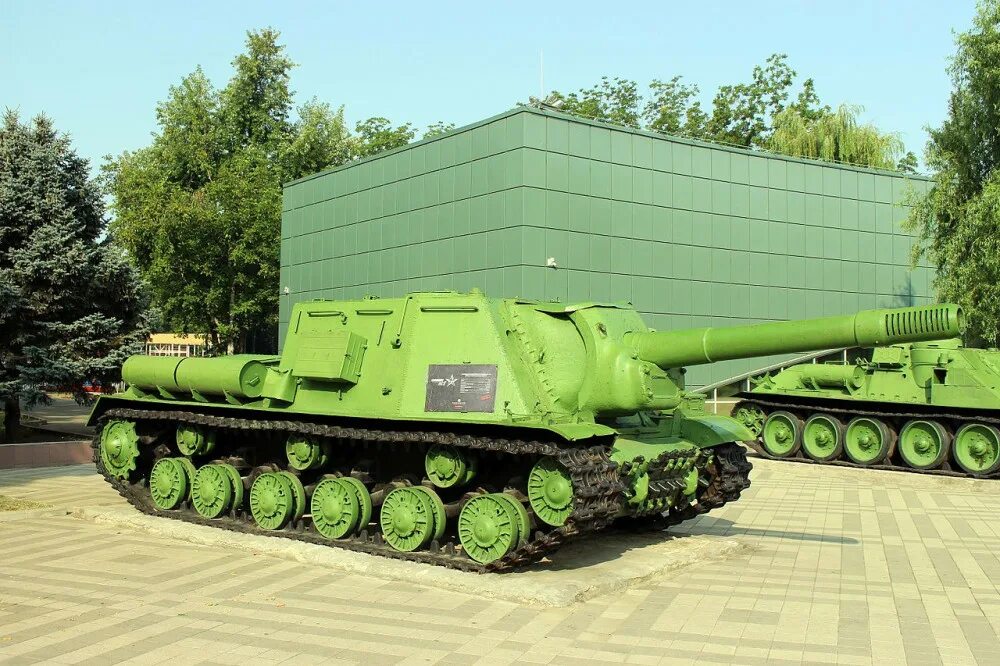 Ису-152 самоходная артиллерийская установка. Ису-152 зверобой. Памятник ису 152. Ису-152-2. Ису 152 бл 10.
