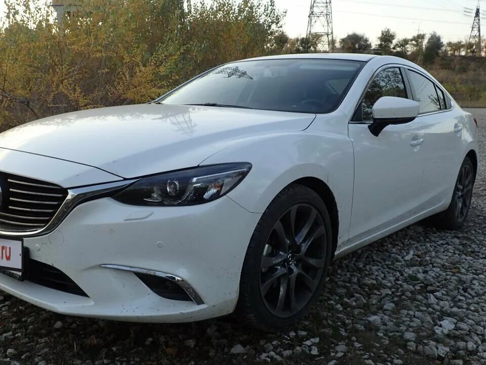 Мазда 6 красная 2015. Мазда 6 2015 года седан. Мазда 6 2014г. Mazda 6 supreme. Комплектация суприм мазда 6.