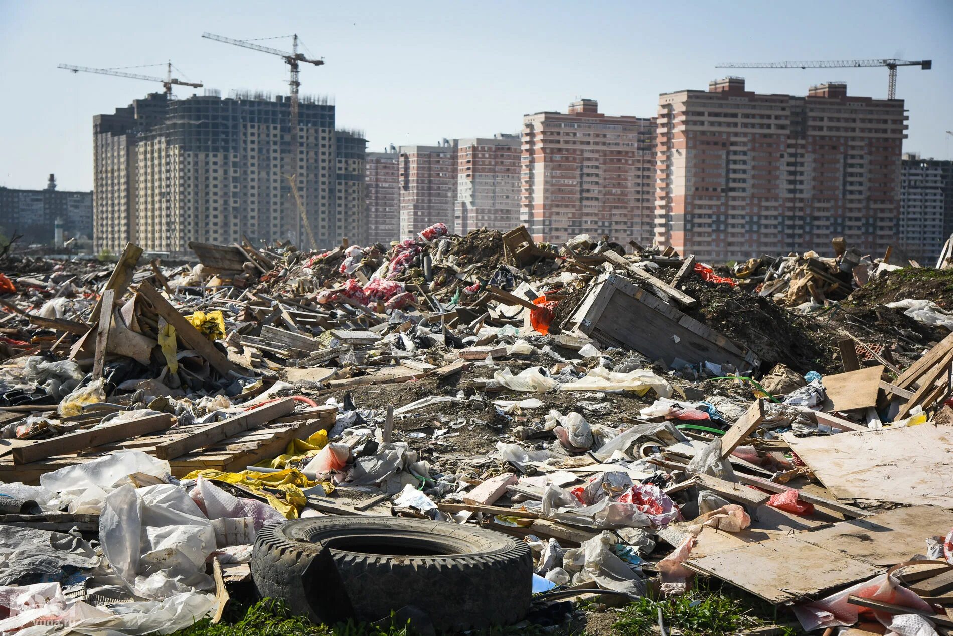 Тбо города. Мусорный полигон в Краснодаре. Городская свалка Краснодар. Мусорные свалки в городе.