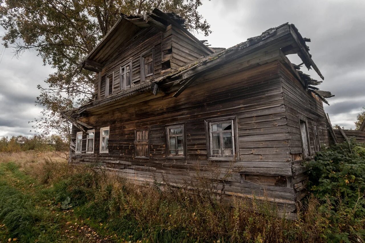 Деревни вологодской области. Карасово Великоустюгский район. Деревня Карасово Великоустюгский район. Великий Устюг деревня. Деревня Парфеново Вологодская область.