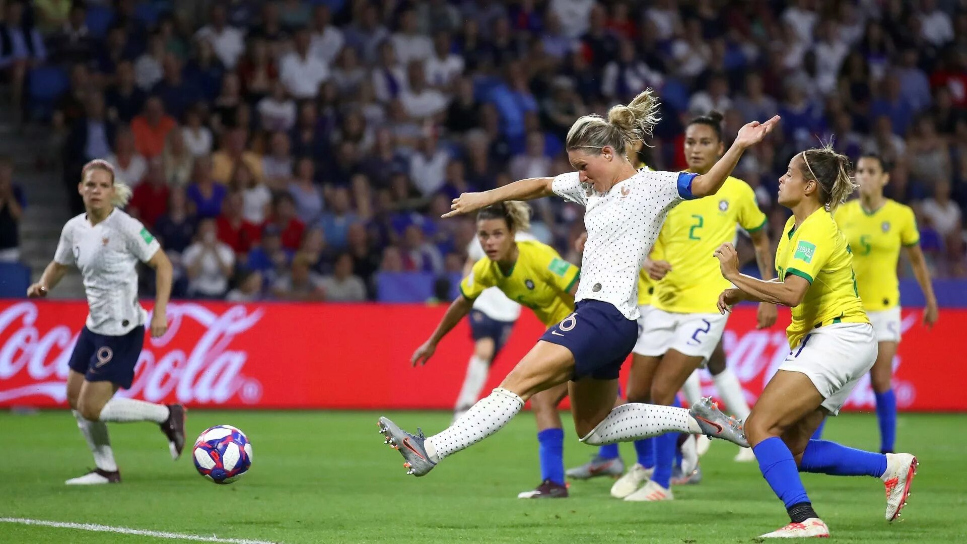 Спортивные игры франции. Франция Бразилия футбол женщины. Франция и Бразилия 2019 футбол. Бразилия Франция Англия футбол. World Cup 2019 woman.