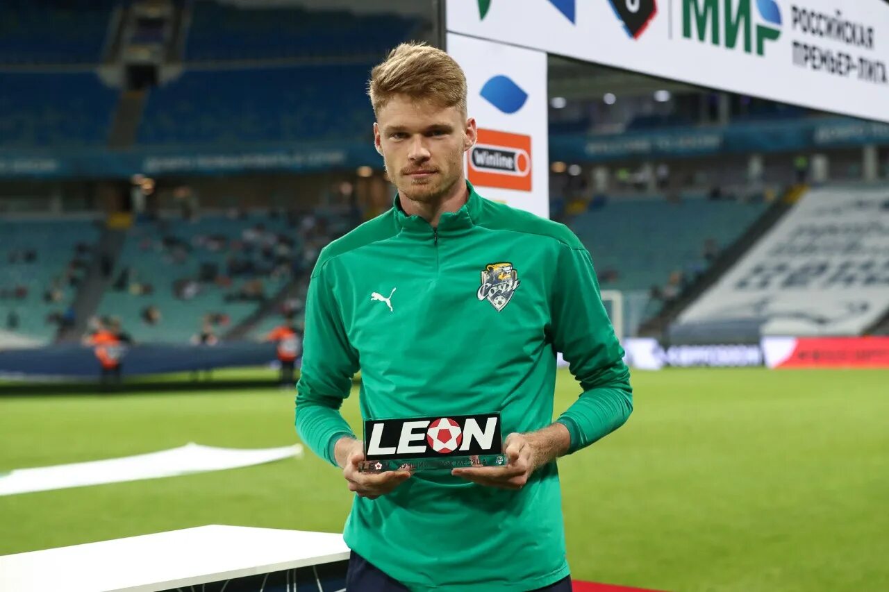 Фк сочи эмблема. Фк сочи игроки 2021. Владислав сарвели сочи. Сочи футбольный клуб игроки фк сочи. Спартак трансфермаркет.