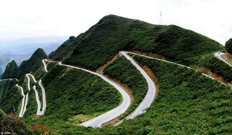 Перевал култук. Перевал кату-ярык горный. Зигзаг гора. Зигзаг гора. Семинский перевал чуйский тракт.