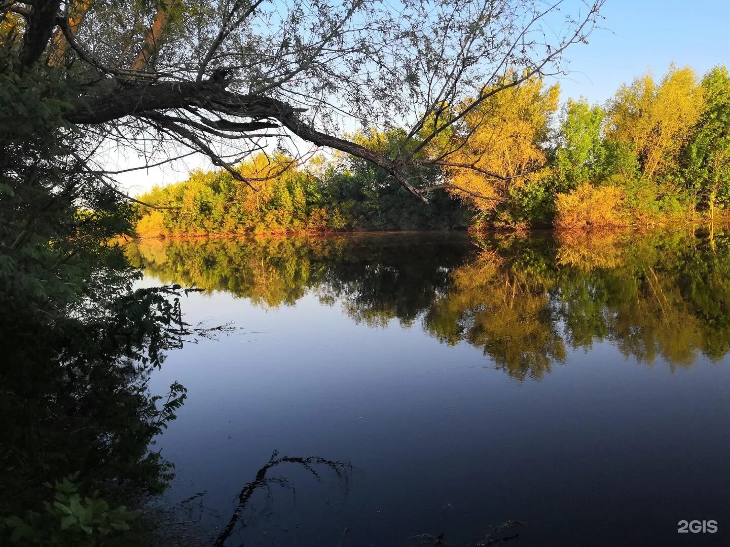 Пойма 2. Судогда микрорайон пойма. Пойма 5 сургут. Транспорт передвигающий по реке иртыш. Пойма 2.