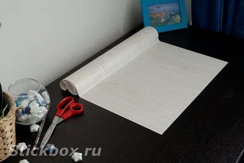 Пленка самоклеющаяся ясень