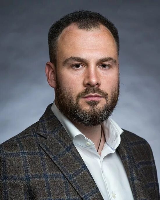 Попов александр сергеевич самолет плюс. Самолет генеральный директор. Елистратов антон николаевич гк самолет. Самолет гендиректор. Самолет генеральный директор.