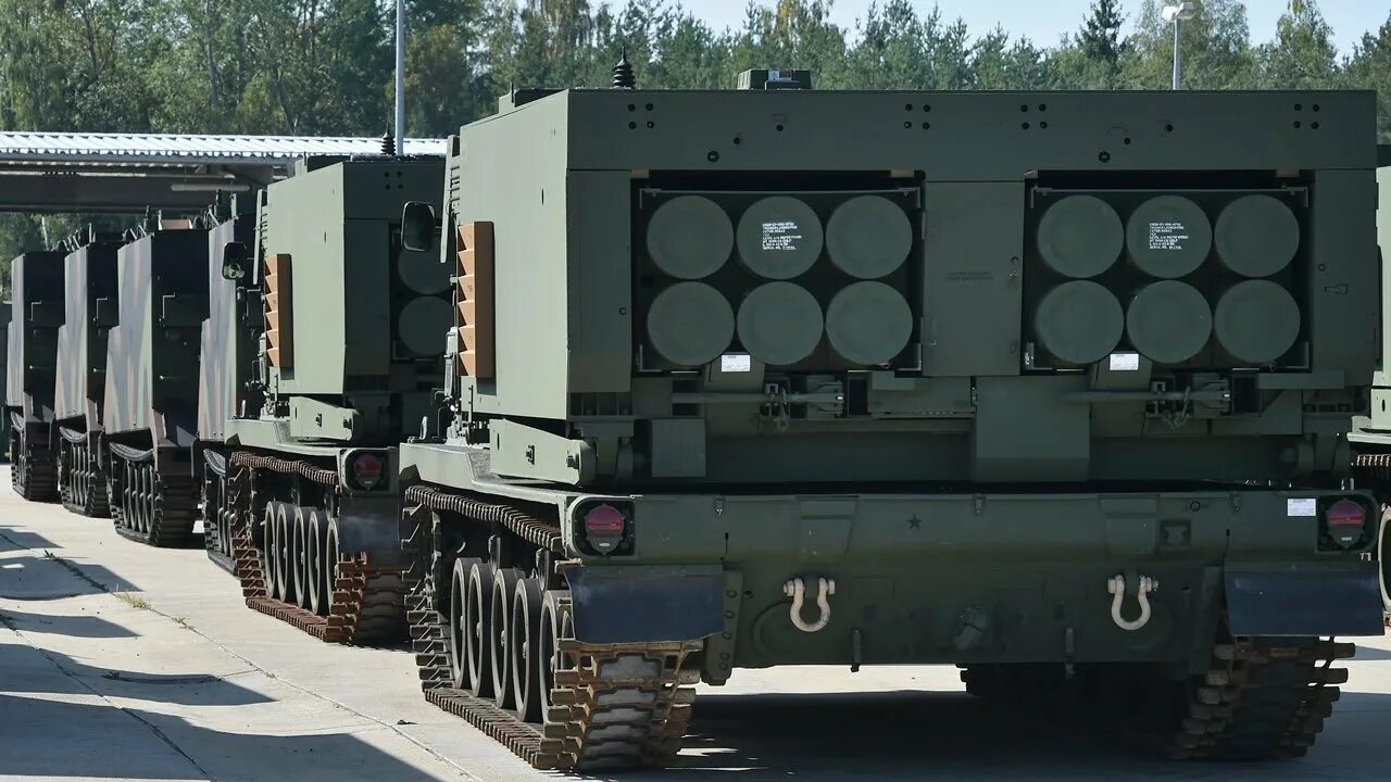 Реактивных систем залпового огня mlrs. M270 mlrs. рсзо m270. рсзо м270 mlrs. рсзо млрс м270.