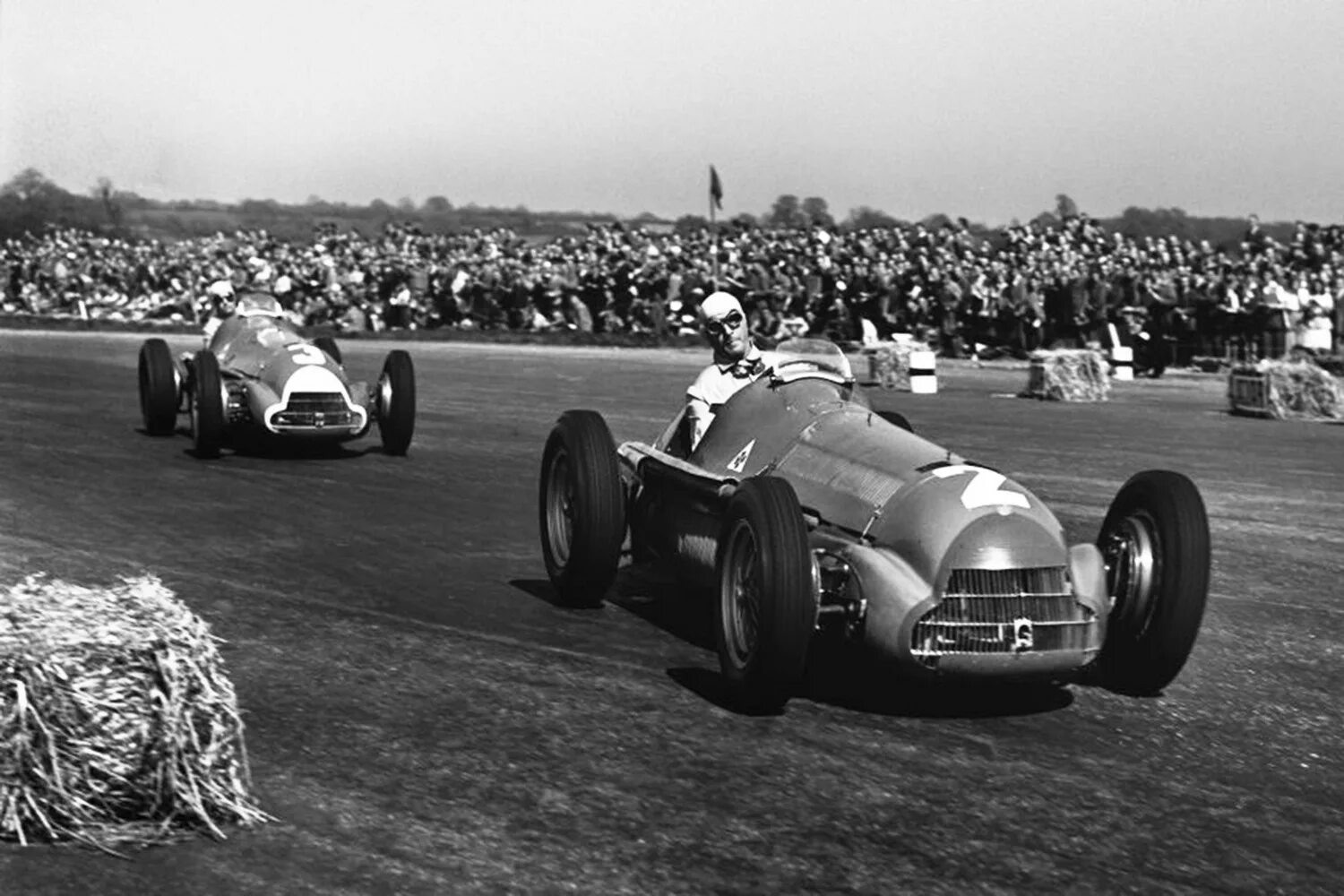 Нино фарина. Гран при Сильверстоун 1950. Alfa Romeo 1950. Alfa Romeo 158 1950. Alfa Romeo Grand prix 1930.