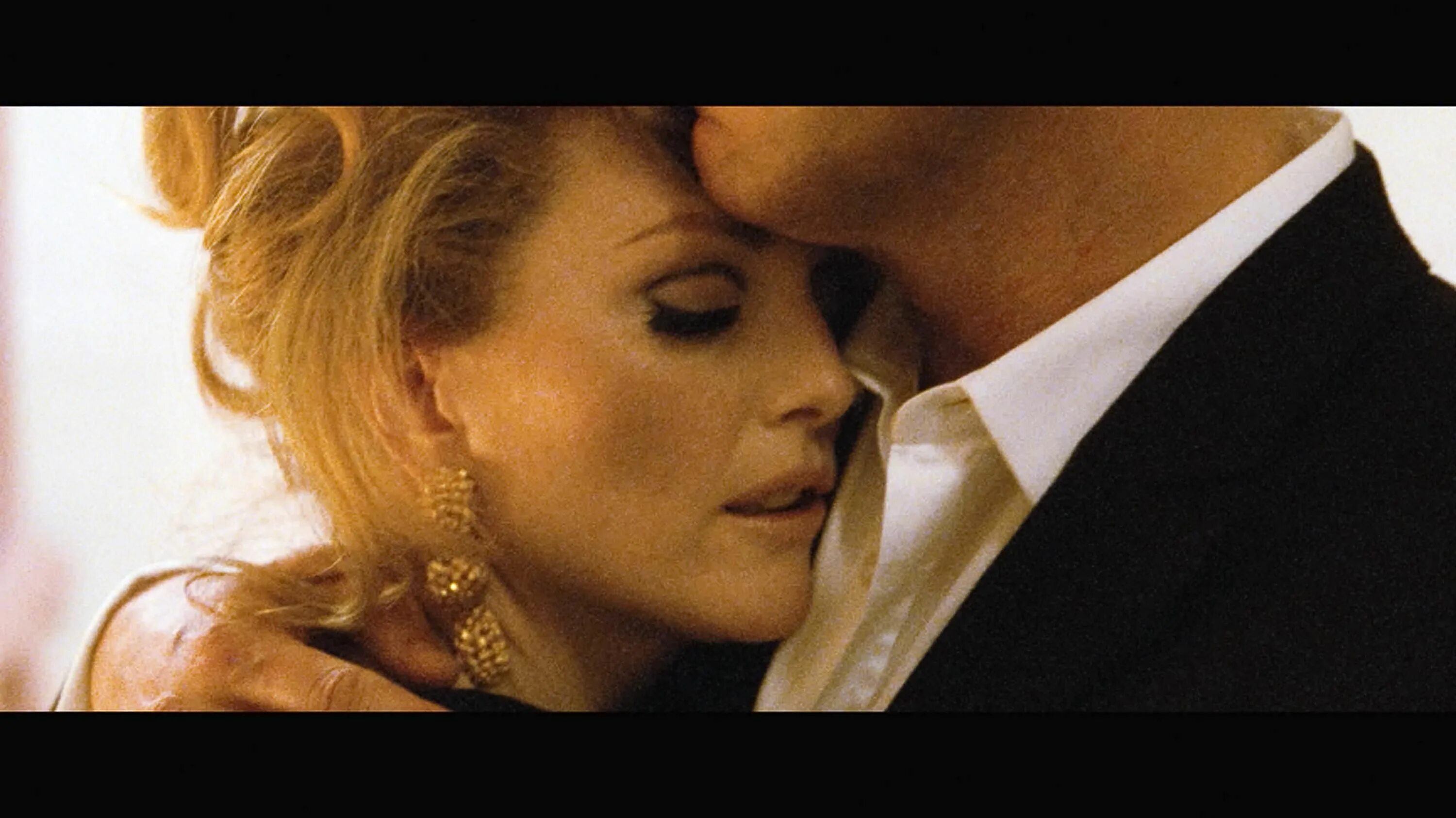 A single man. Джулианна мур a single man. джулианна мур одинокий мужчина.