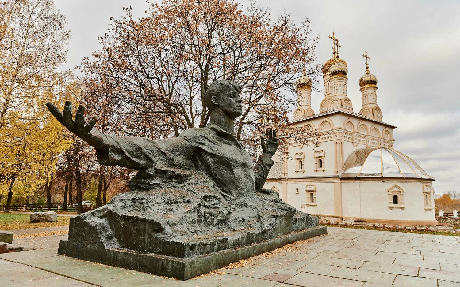 Дом есенина. А. Любимые места есенина. Любимые места есенина. Есенина (село константиново) рязань.