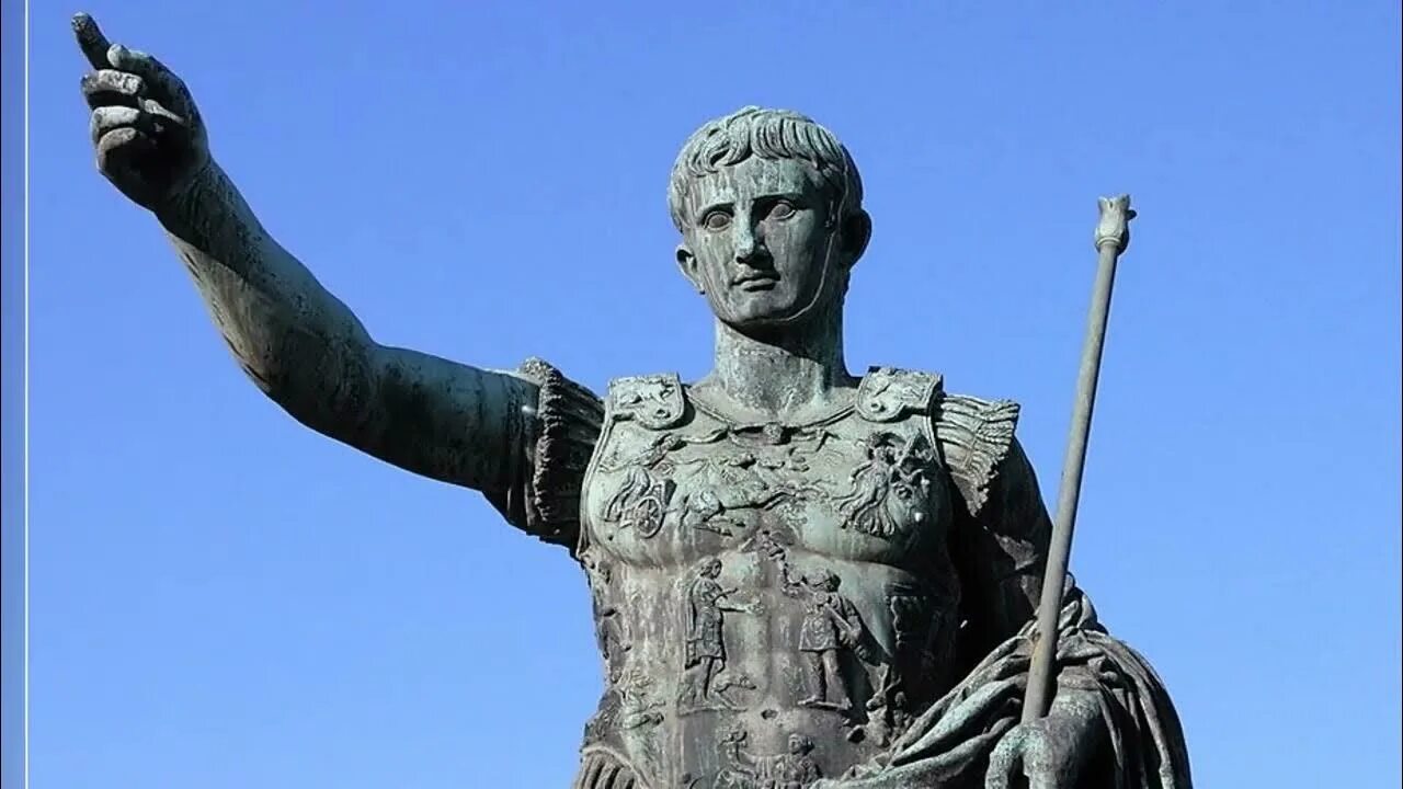 Октавиан август скульптура прима порта. Домициан римский император. Первый римский император 5 букв. Домициан император рима. Октавиан август скульптура прима порта.
