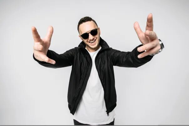 Tanir, tyomcha - коммуникатор. Потеряли пацана группа. Танир татуировки. Tanir tyomcha насовсем. Tanir, tyomcha - коммуникатор.