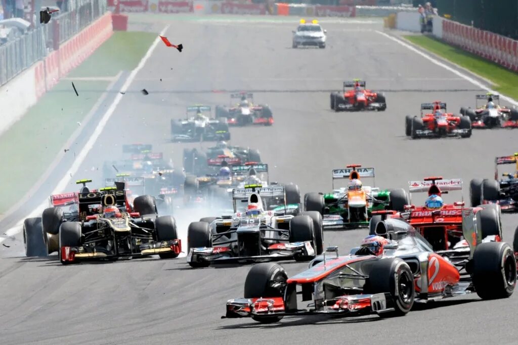 Гонки соревнования формула 1. Belgian f1 2014. Формула 1 старт гонки. Гонки соревнования. Перегрузки в формуле 1.