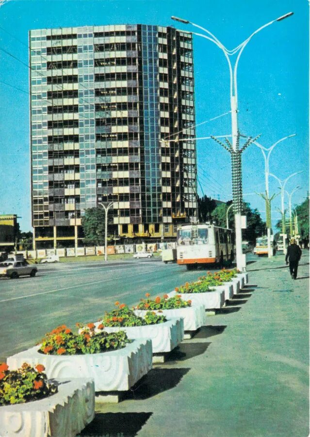 Ростов на дону 80 е годы. Ростов на дону 1970. ростов на дону 1990 годы. ростов на дону 70 е годы. ростов на дону в 80-е годы.