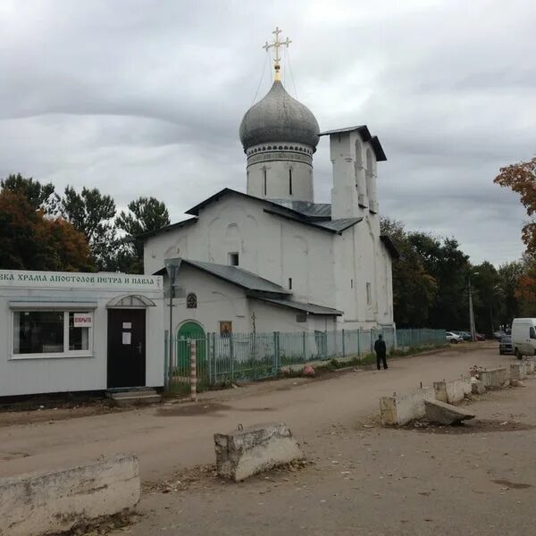 File:Церковь Петра и Павла, Смоленск -04.jpg - Wikimedia Commons