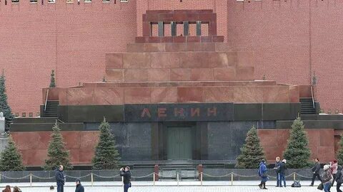 В каком городе мавзолей
