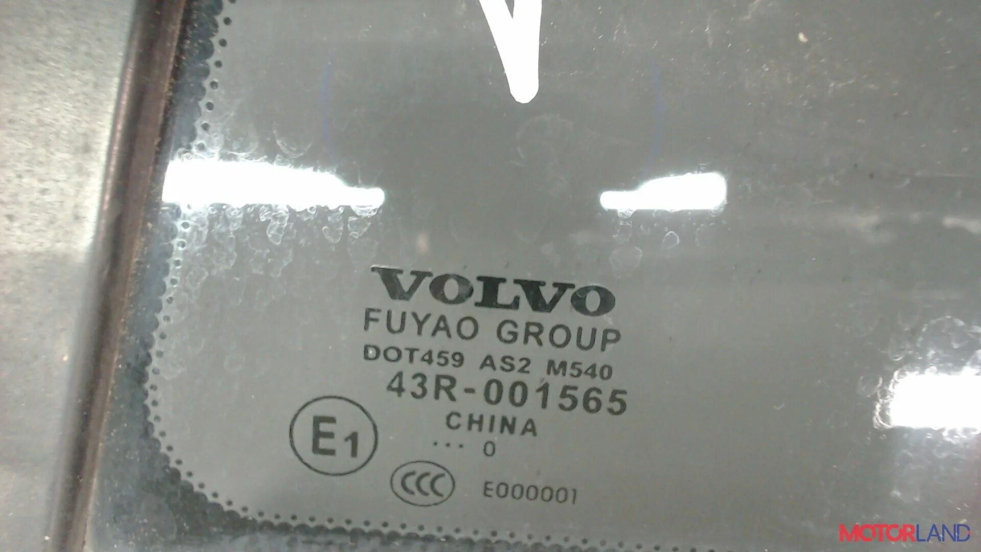 Стекло volvo s60