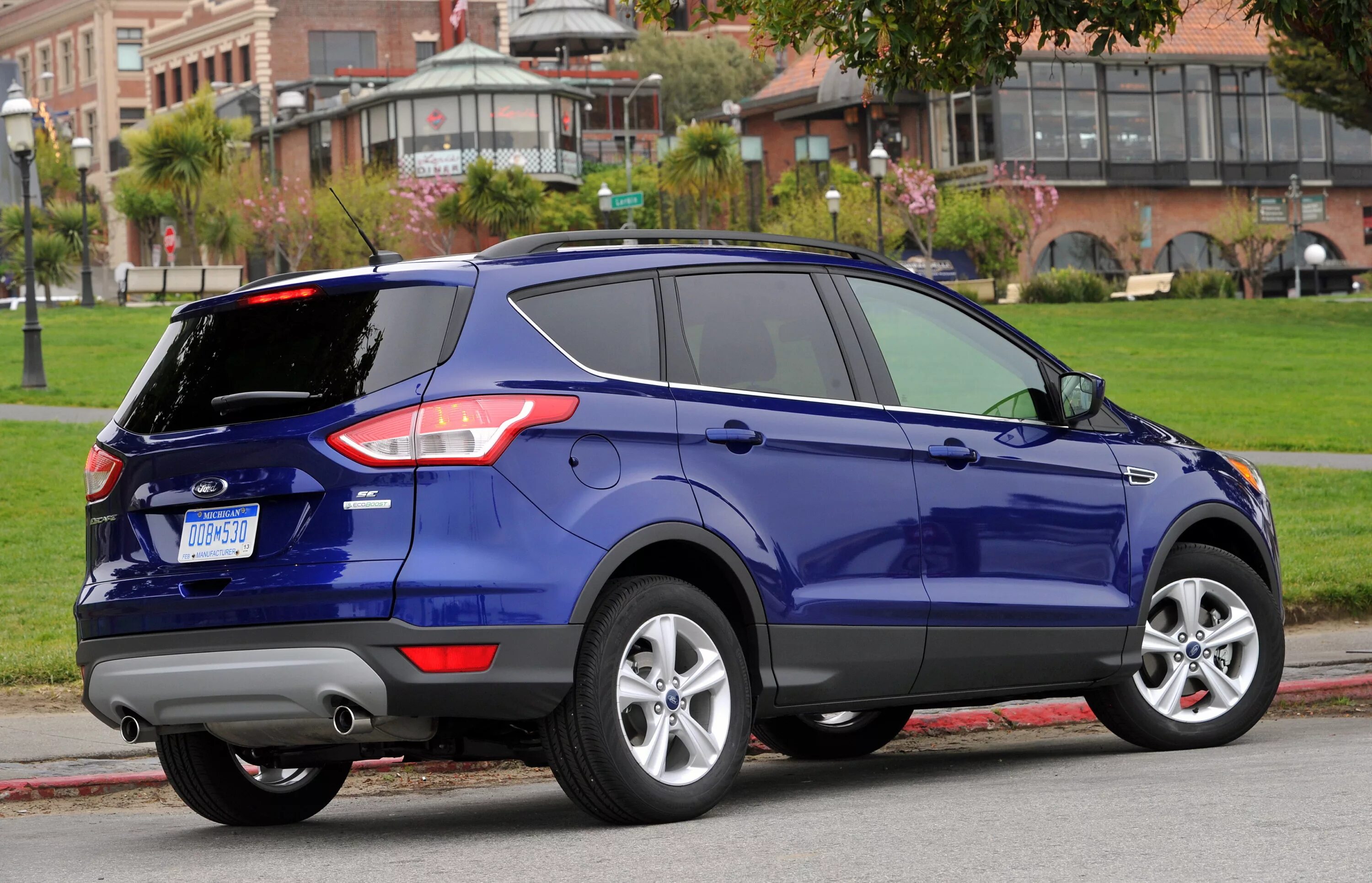 Форд куга 2 2.5 передний привод. Ford Escape 2013. Форд Куга 2. Форд Куга 2013. Ford Kuga Escape 2013.