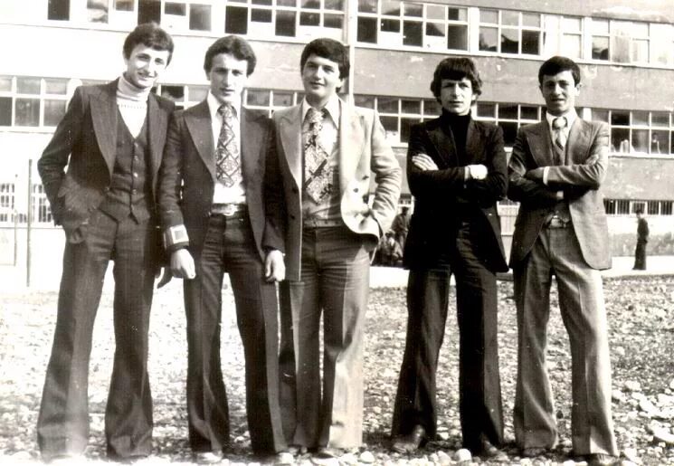 Студенческая песня 70 годов. Ансамбль одесситы 1970. советские студенты 70-х. студенты 80-х. студенты 80 годов.