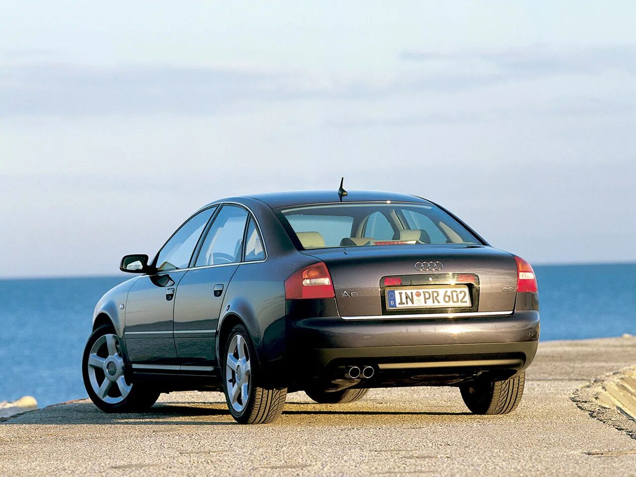 Ауди а6 ц4. Audi a6 c5 2000. Audi a6 2001. Audi a6 c5 2002. Ауди а6 седан 2001.