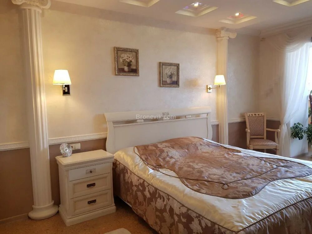 Кафе восток циолковский. Восток 2000 белогорск гостиница. Гостиница космос свободный амурская область. Гостиницы циолковский амурская область. Гостиница циолковский амурская область.