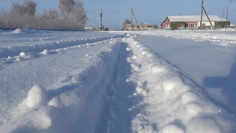 Сколько снега выпадает за зиму. Очень много снега в екатеринбурге. кулунда зимой. зима в кулунде. много много снега выпало.