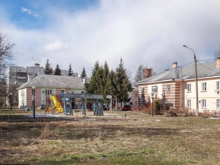 дк молодежный толбино. поселок марьяновский омская область. поселок молодежный подольский. поселок молодежный подольский. подольск толбинская школа.