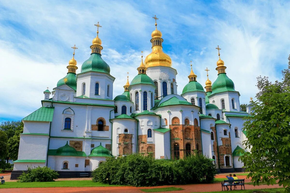 Кто построил святую софию в киеве. Храм софии киевской в киеве.