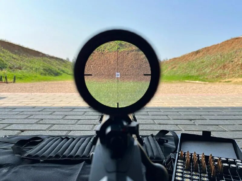 Прицел аког 4х32. Снайпер прицел свд. Через прицел 3. Вид в оптический прицел. Прицел перекрестие прицел в со 2.
