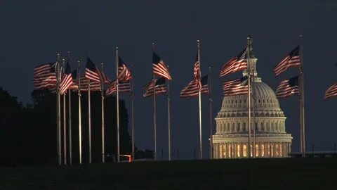 Капитолий сша спустил флаги