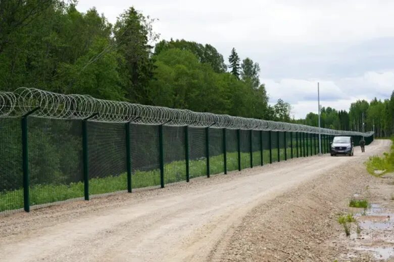 Обустройство границы россии. Контрольно следовой полосы пограничной. Обустройство граница. Границы украины. Обустройство граница.