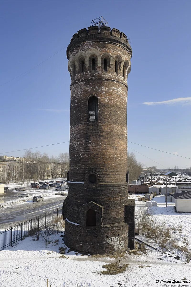 Водонапорная башня Рыбацкое СПБ. Водонапорная башня в Рыбацком. Рыбацкое башня Рыбацкое водонапорная. Водонапорная башня ст Рыбацкое. Водонапорная башня выборг