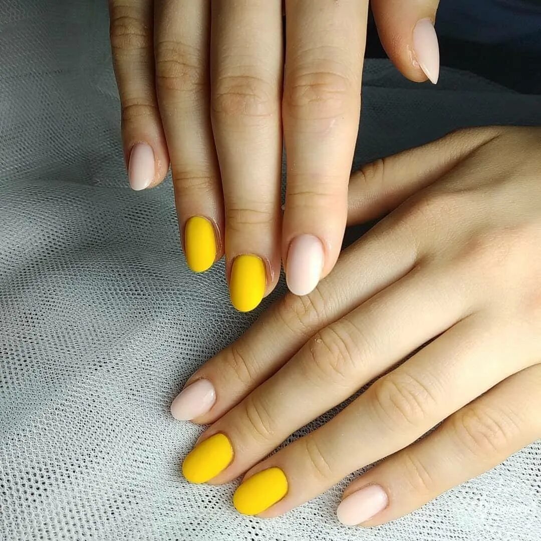 Желтый маникюр сочетание цветов Manicure yellow with mint